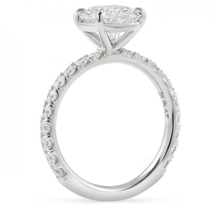 HOWARD Line Blair Diamond Oval Engagement Ring