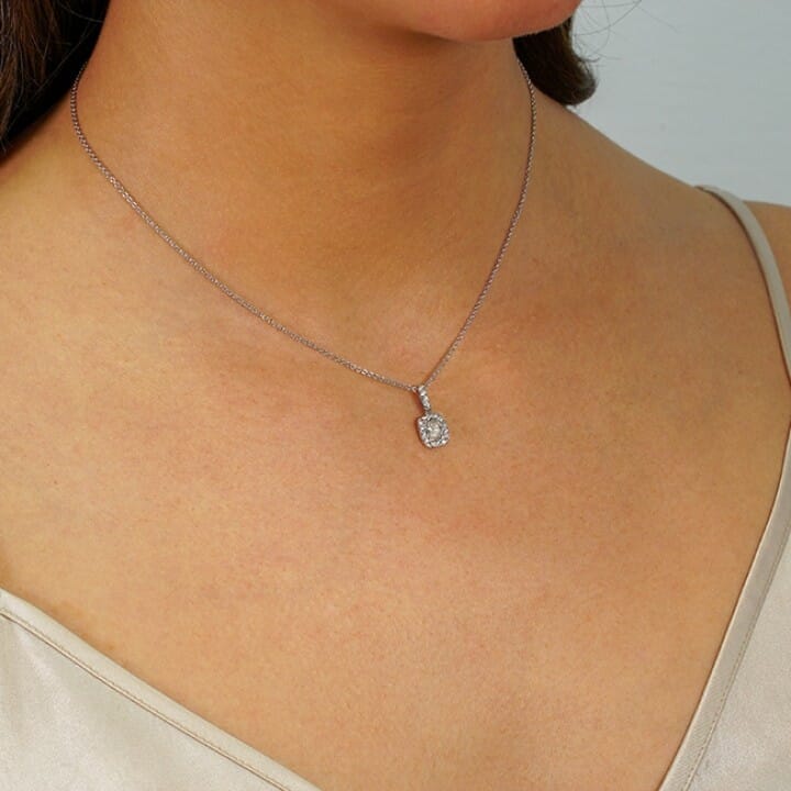 Silver 925 Original 5 Carat Diamond Test Past D Color Moissanite Pendant  Necklace Classic Brilliant Cut Gemstone 4 Prong Chain - Necklaces -  AliExpress