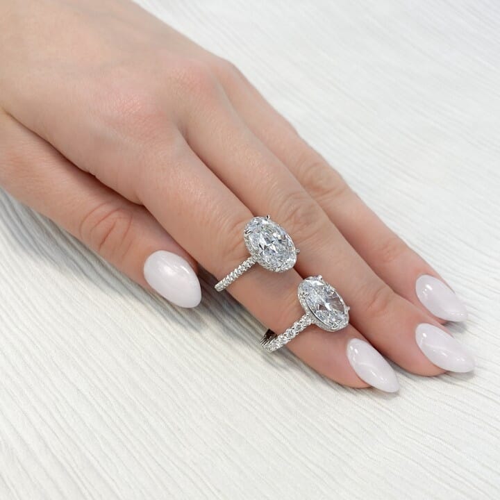 18k 6 Carat Moissan Diamond Ring 6.06g 13*9mm – Sun Beads LLC