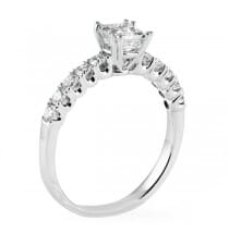 0.70 ct Princess Cut Diamond 18K White Gold Engagement Ring