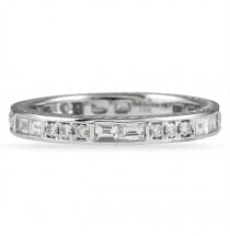 ROUND AND BAGUETTE CUT DIAMOND SINGLE ROW WEDDING BAND